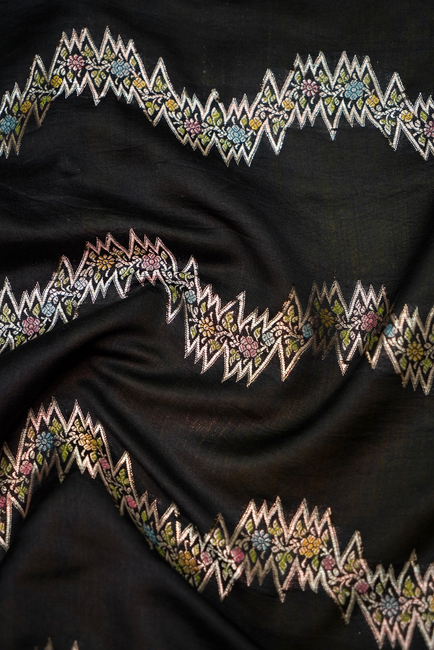 Designer Chinya Silk Banarasi Saree with Aada Jaal Weaving