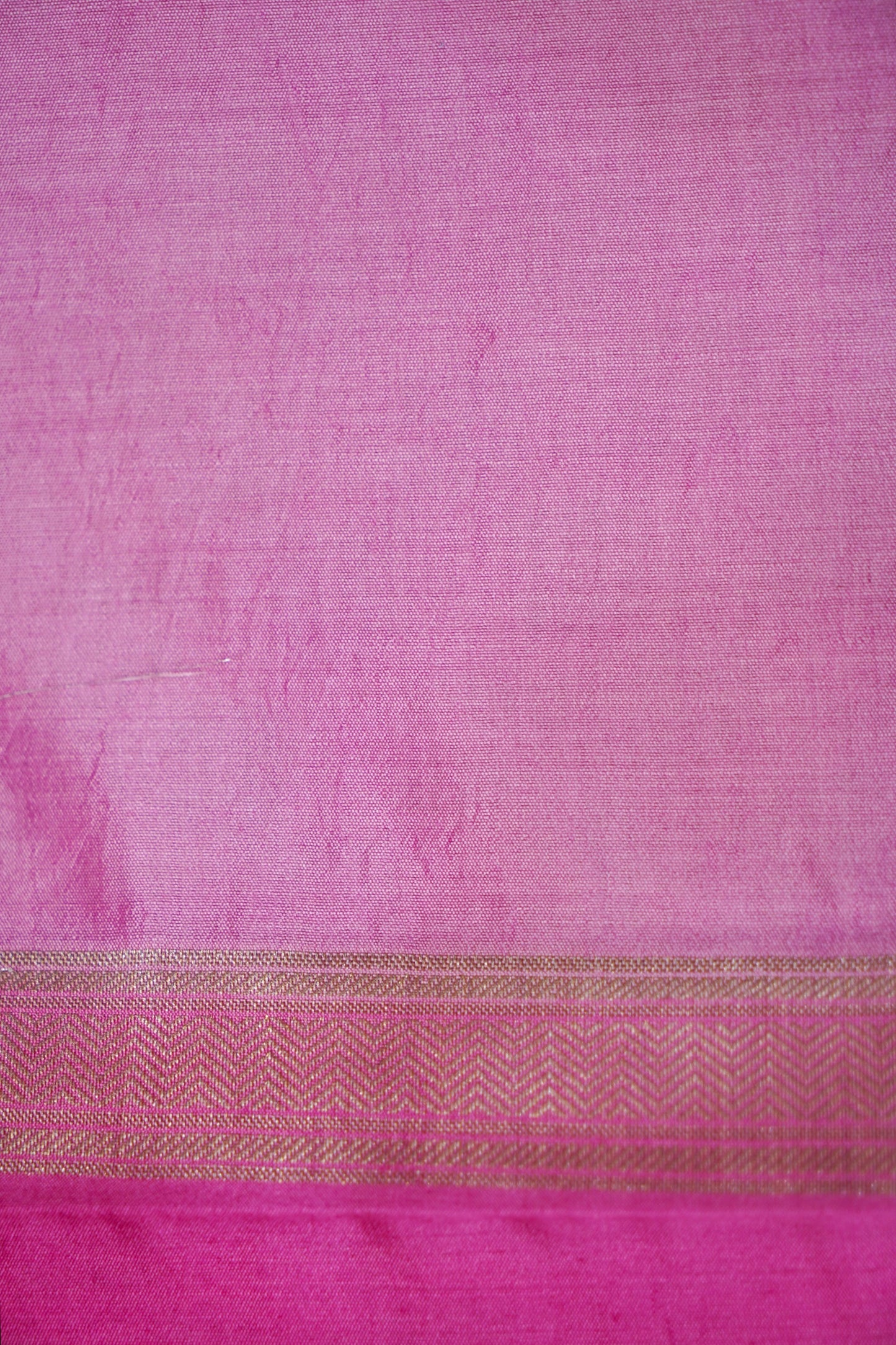 Ultra-Soft Chinya Silk Banarasi Saree with Minakari Weaving