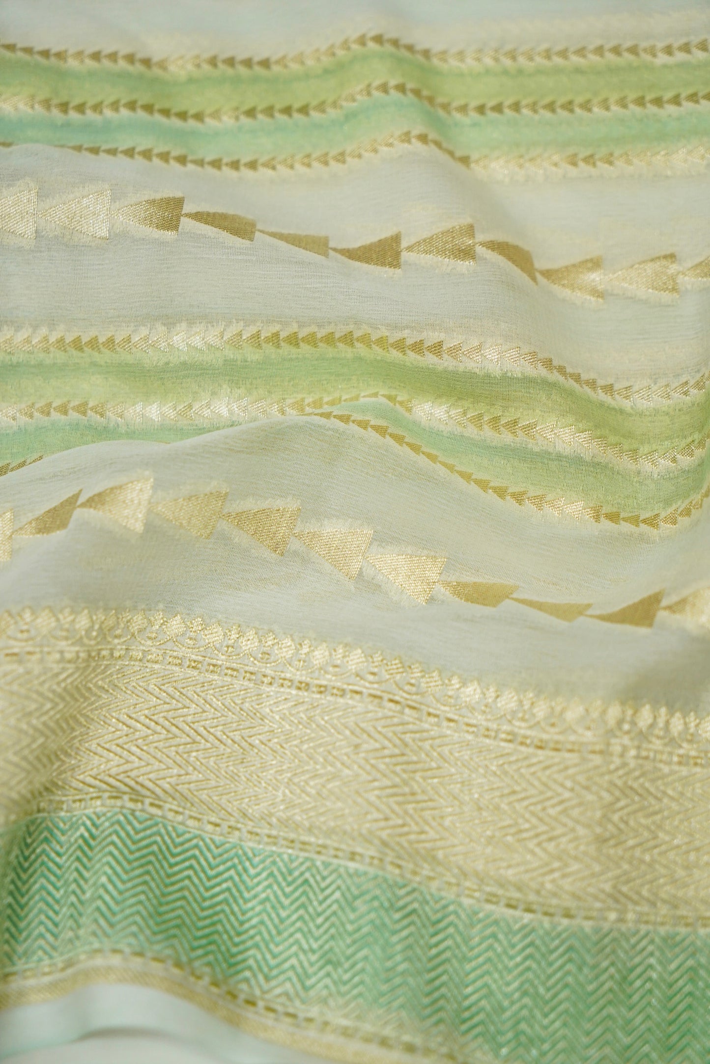 Pure Banarasi Khaddi Georgette Saree with Rangkat Design