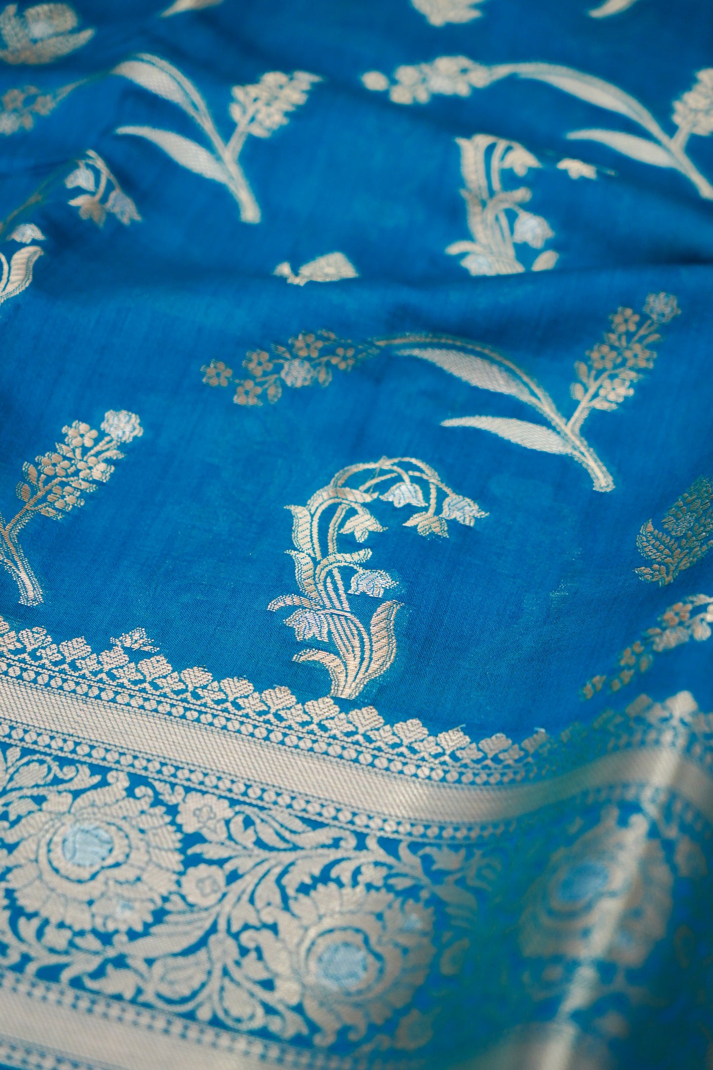Pure Sky-Blue Chinya Katan Silk Jaal Weaving Saree