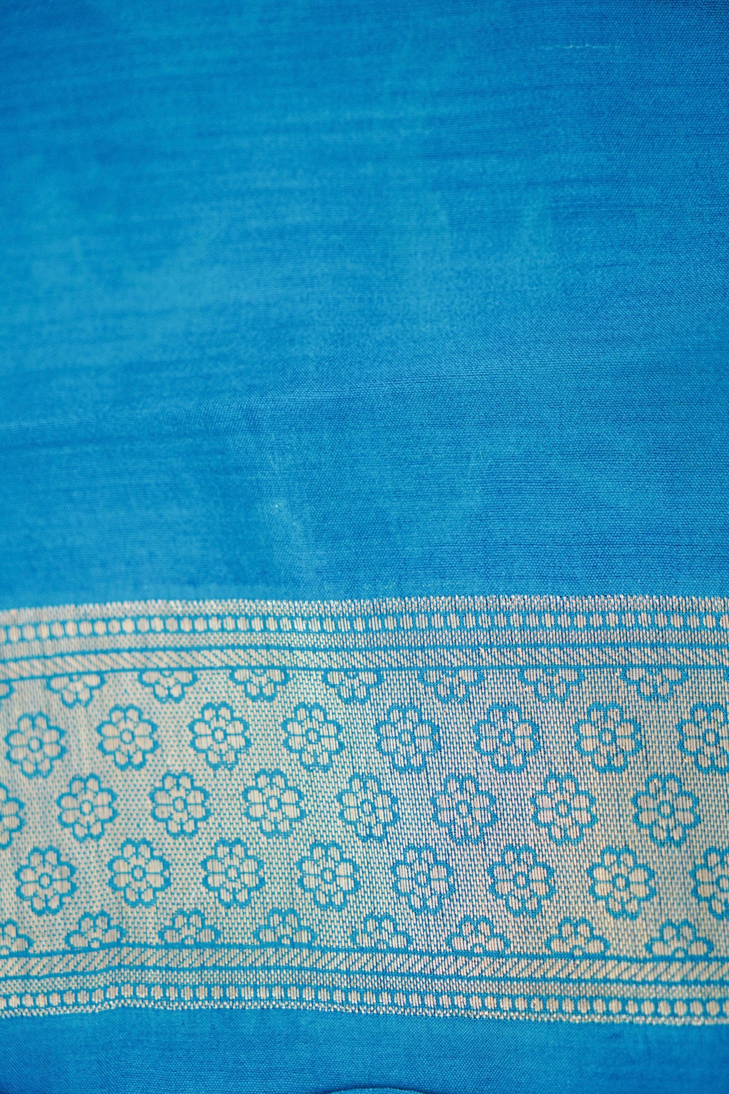 Pure Sky-Blue Chinya Katan Silk Jaal Weaving Saree
