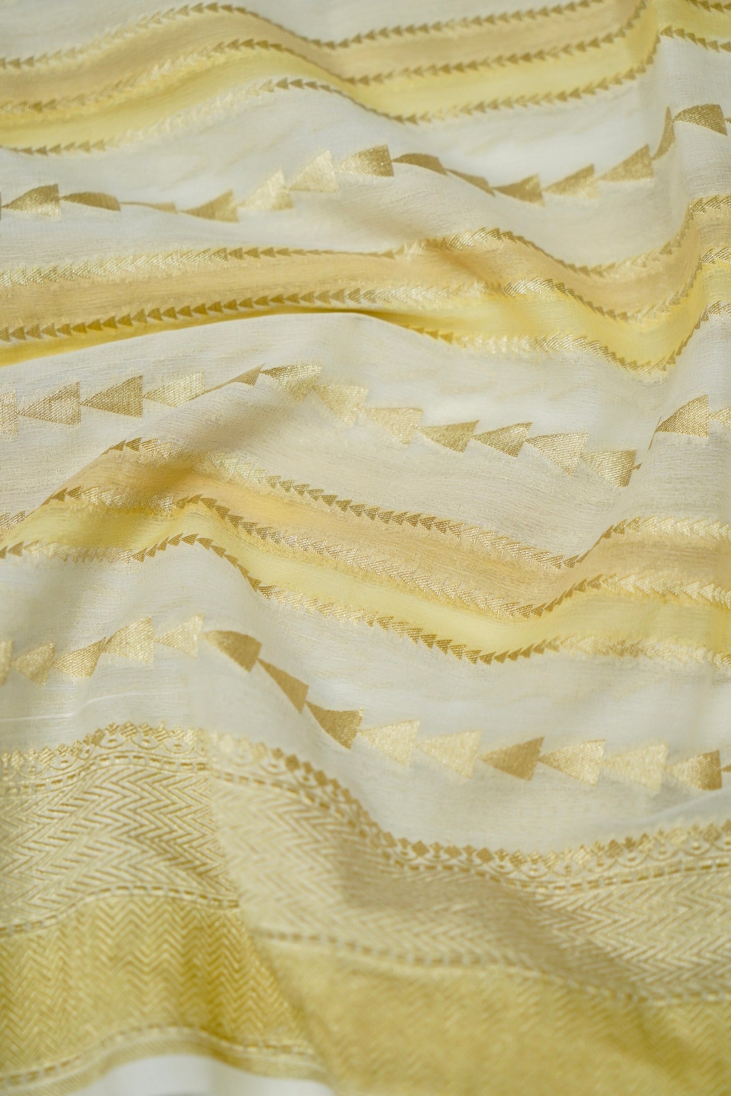 Pure Banarasi Khaddi Georgette Saree with Rangkat Pattern