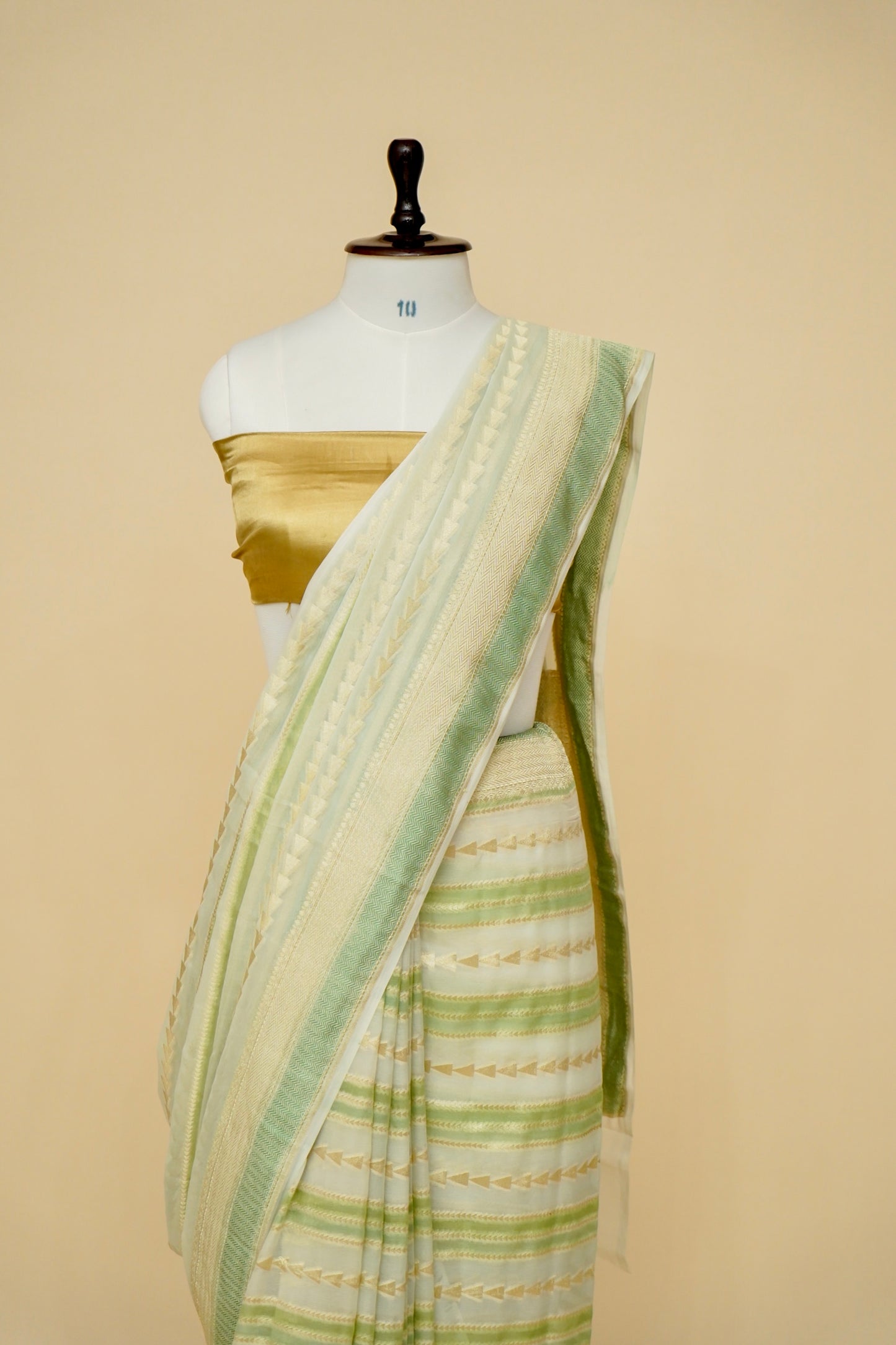 Pure Banarasi Khaddi Georgette Saree with Rangkat Design