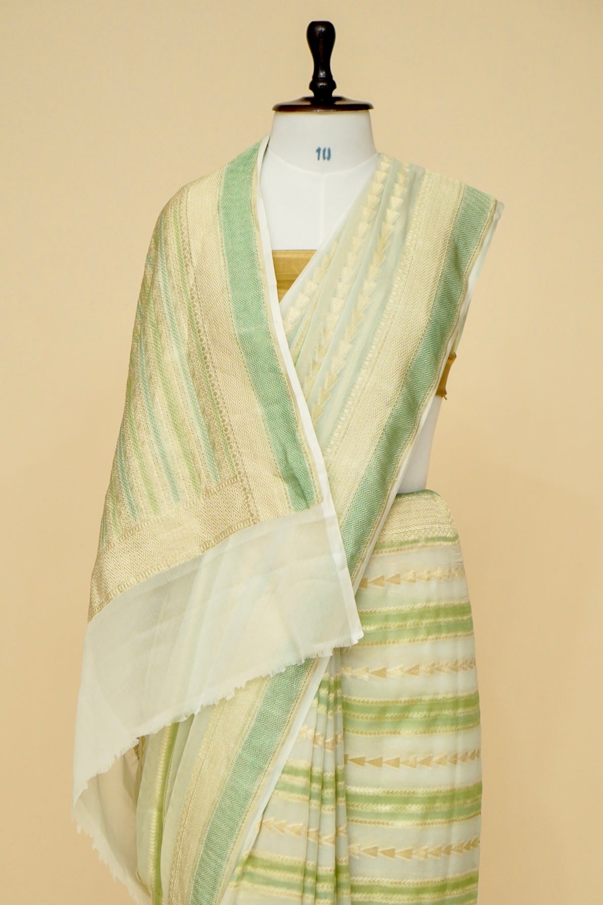 Pure Banarasi Khaddi Georgette Saree with Rangkat Design