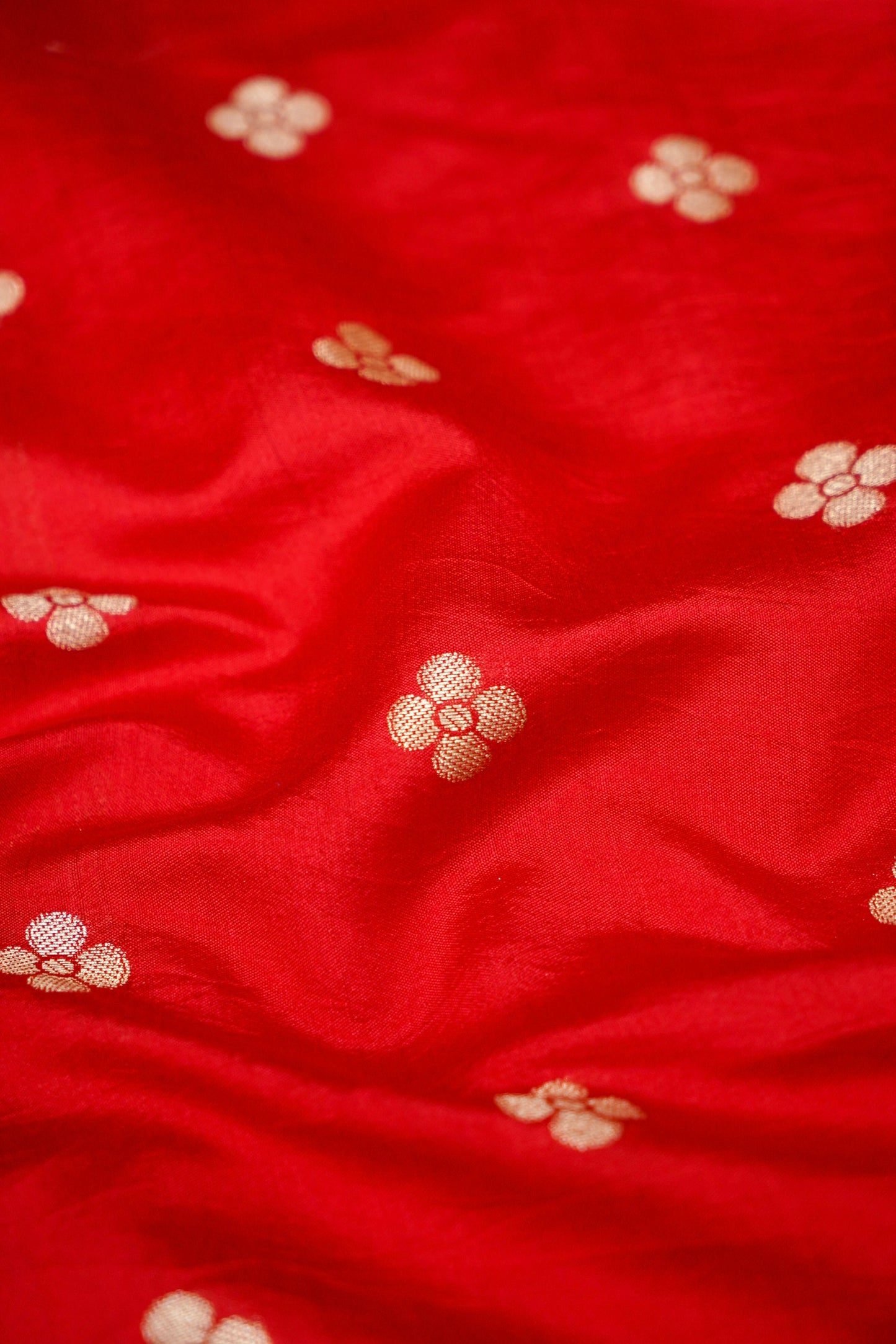 Ultra-Soft Pure Chinya Silk Banarasi Saree with Minakari