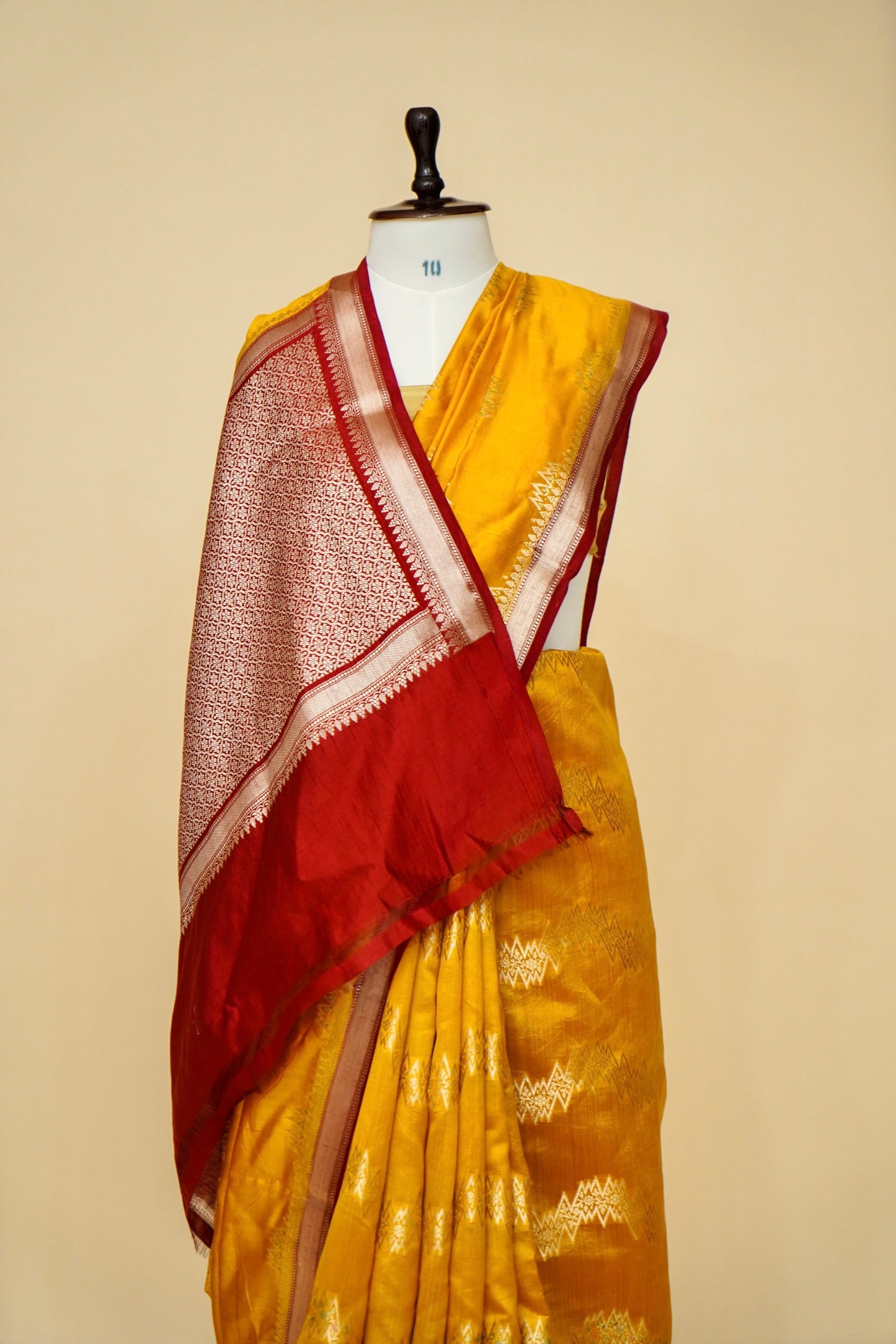 Designer Chinya Silk Banarasi Saree with Aada Jaal Weaving