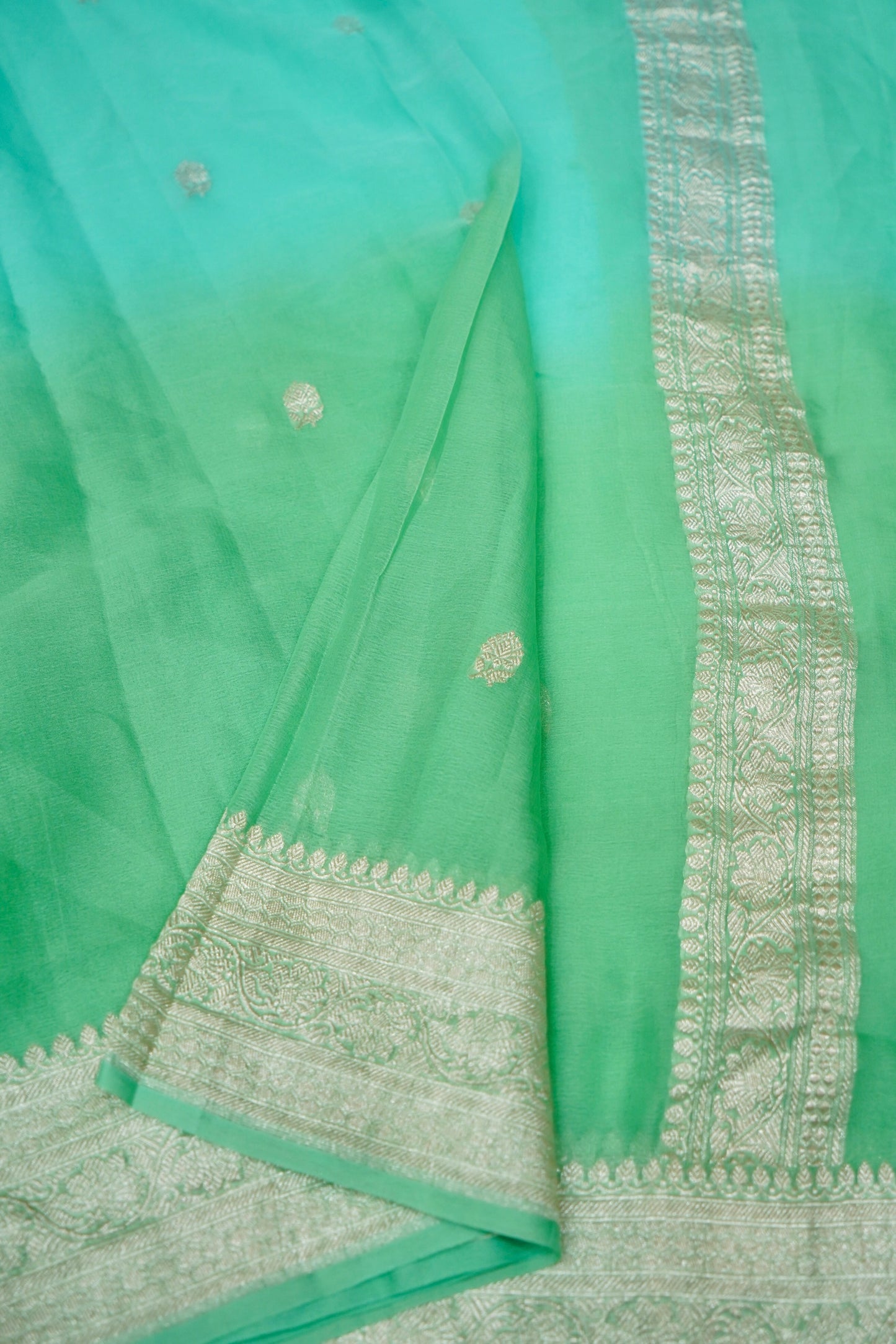Pure Banarasi Dual-Color Khaddi Georgette Saree with Kadhwa Buta