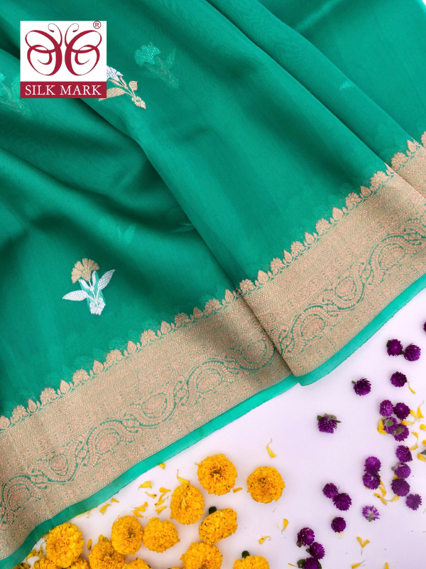Banarasi Kora Organza Saree with Kadhwa Buti in Ombre Shades By Kalakari