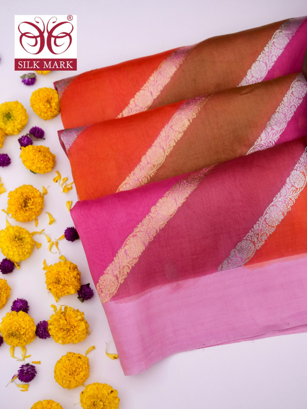 Handloom Banarasi Kora Organza Saree with Kadhwa Buti By Kalakari