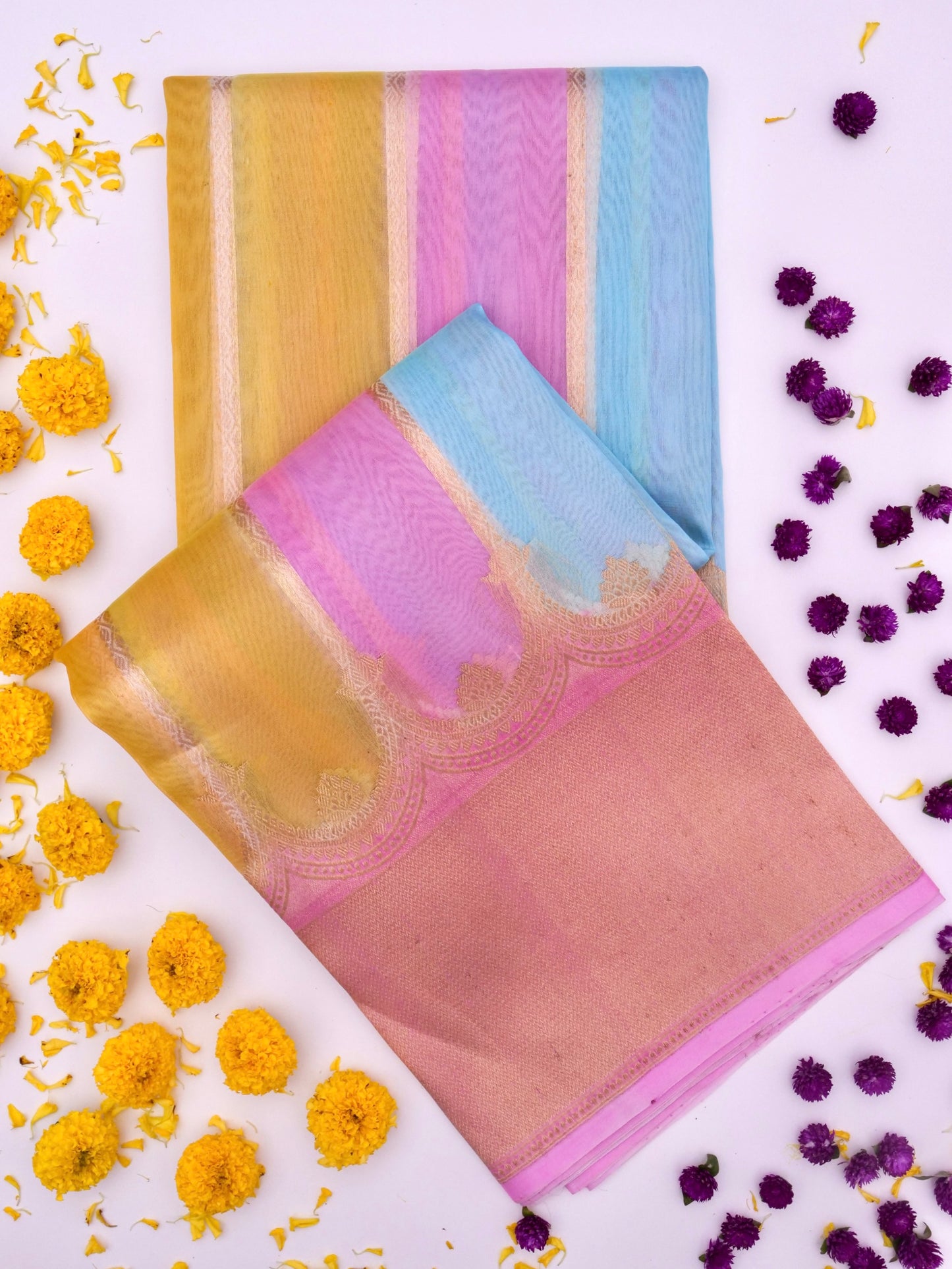Handloom Banarasi Kora Organza Saree with Kadhwa Buti Weaving By Kalakari