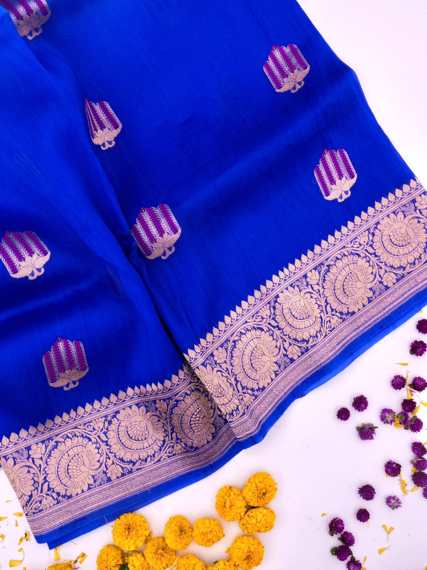 Banarasi Kora Organza Saree with Kadhwa Buti in Ombre Shade By kalakari