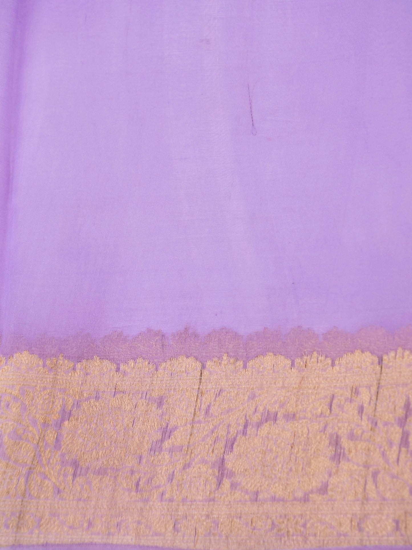 Banarasi Kora Organza Saree with Kadhwa Buti in Dual Ombre Shade