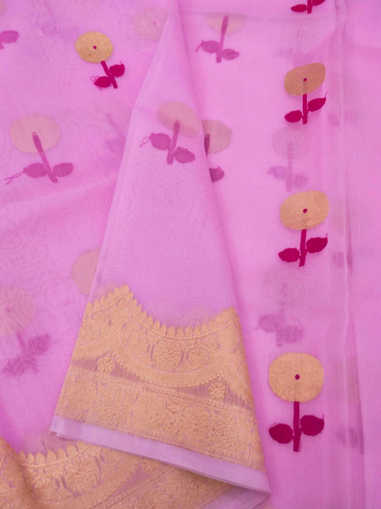 Handloom Banarasi Pure Kora Organza Saree with Kadhwa Buti Weaving