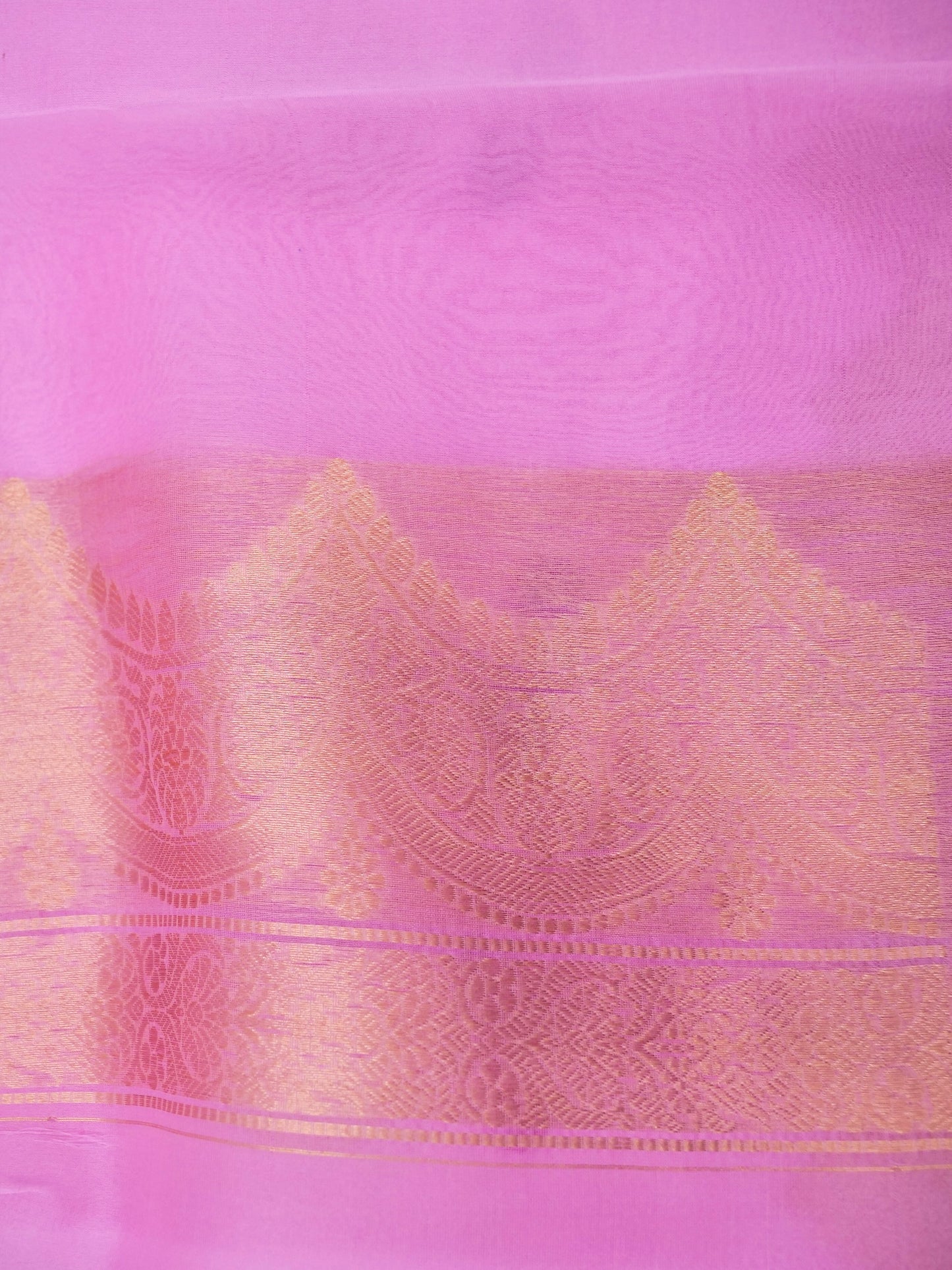 Handloom Banarasi Pure Kora Organza Saree with Kadhwa Buti Weaving