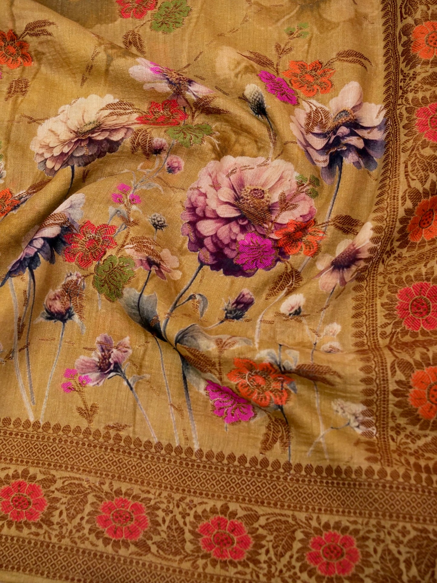 Pure Munga Silk Floral Saree with Zari Border and Blouse