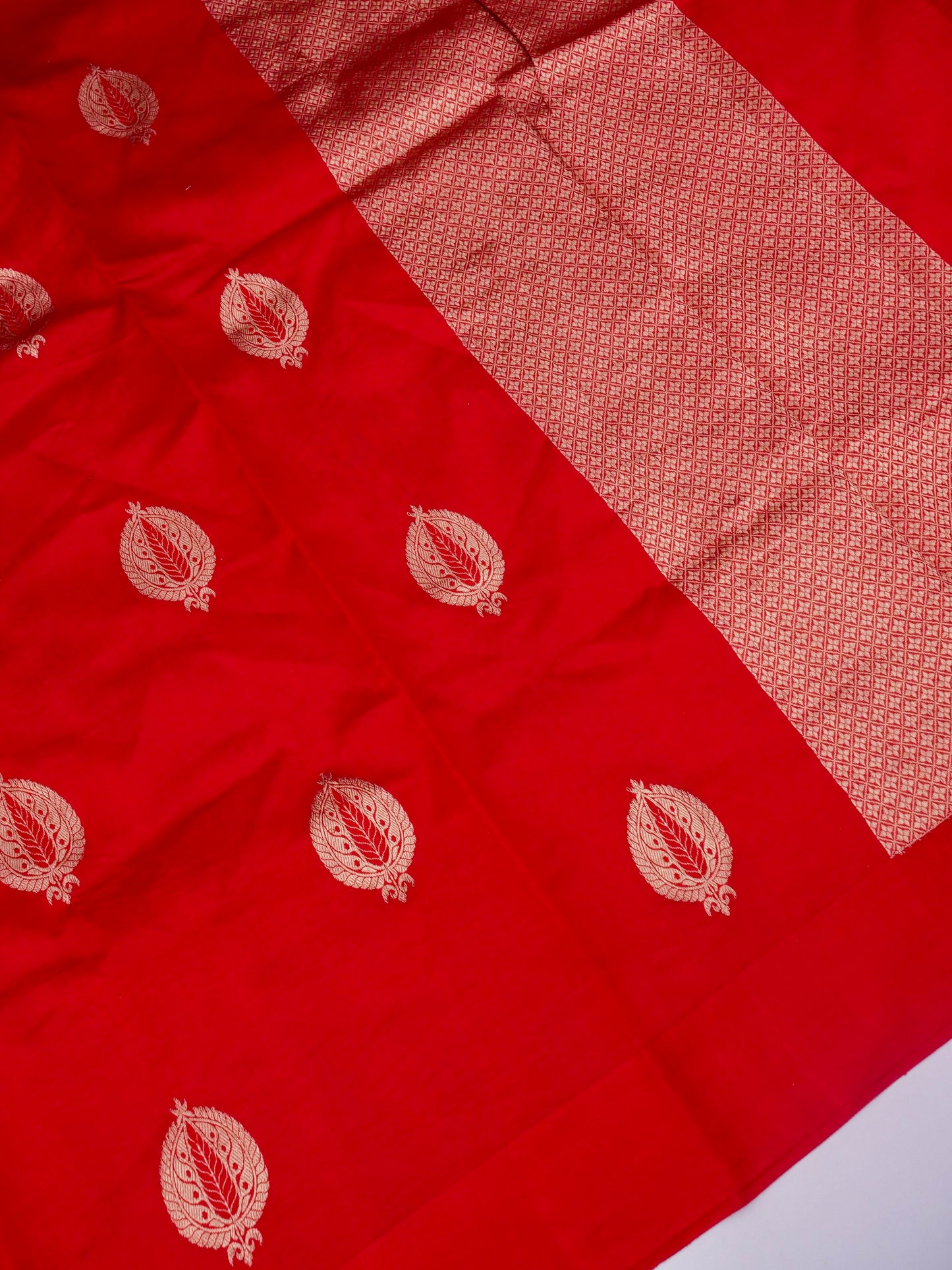 Pure Red Banarasi R Mango Katan Silk Saree