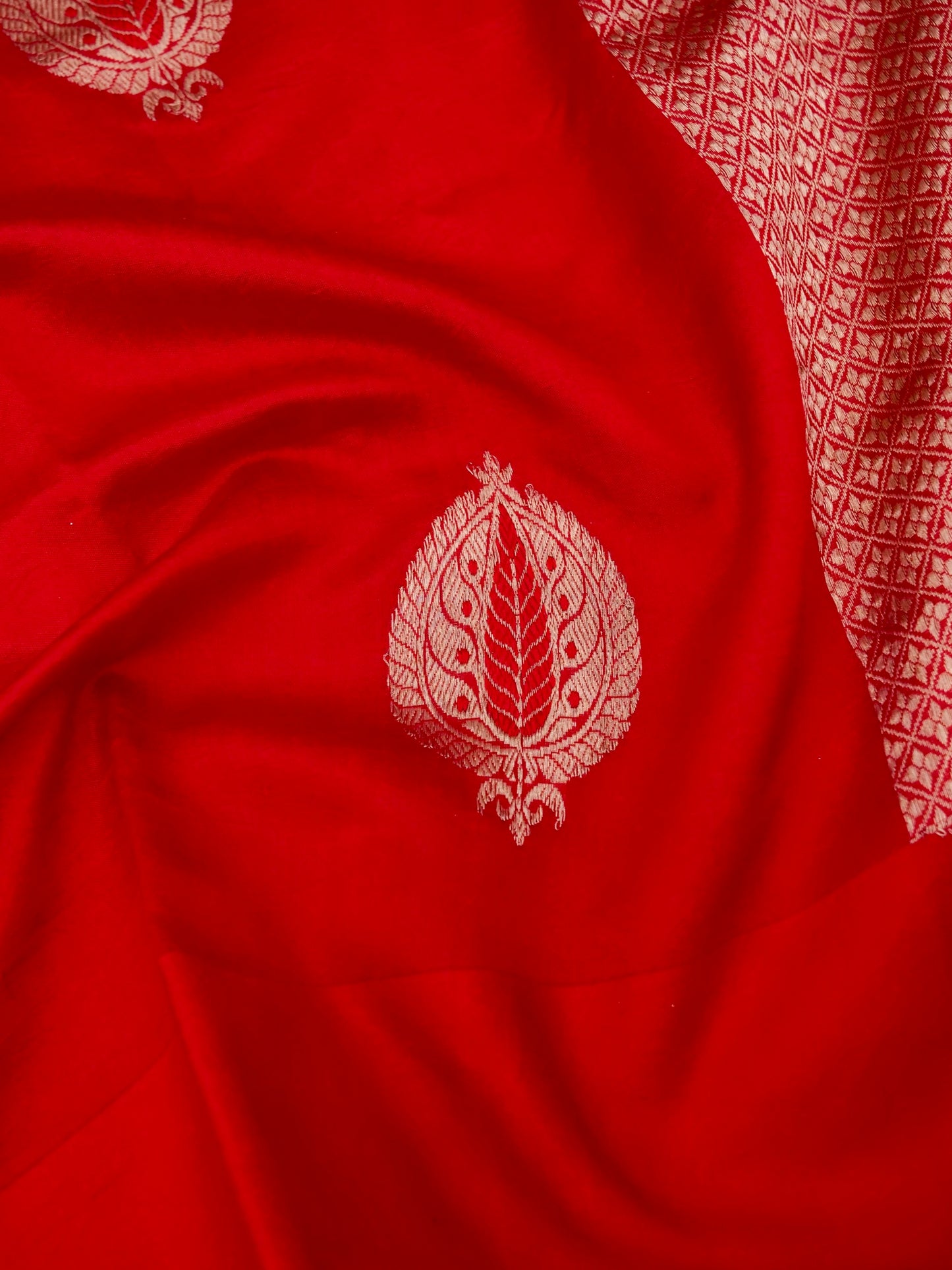Pure Red Banarasi R Mango Katan Silk Saree