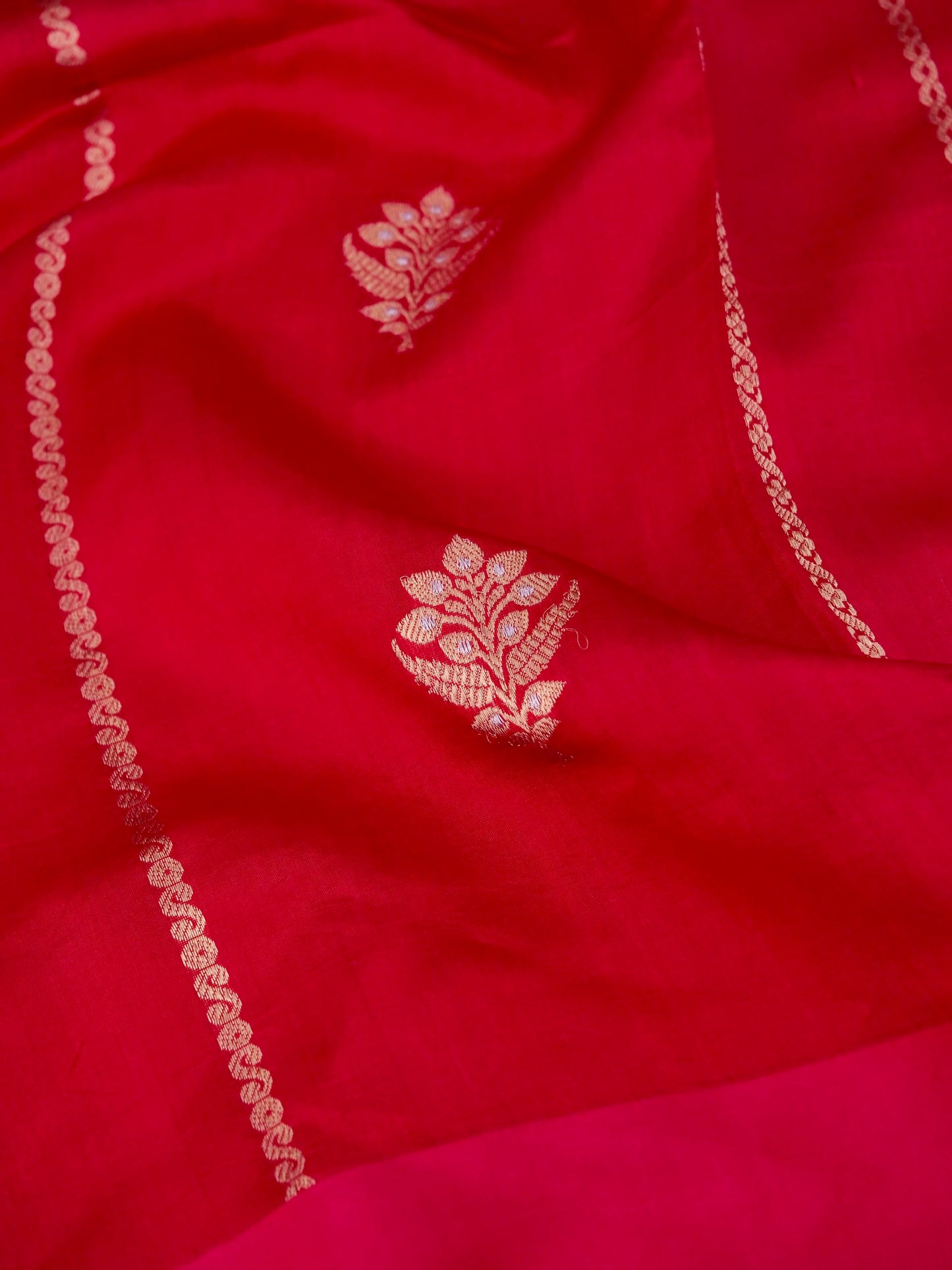 Pure Red Banarasi R Mango Katan Silk Saree