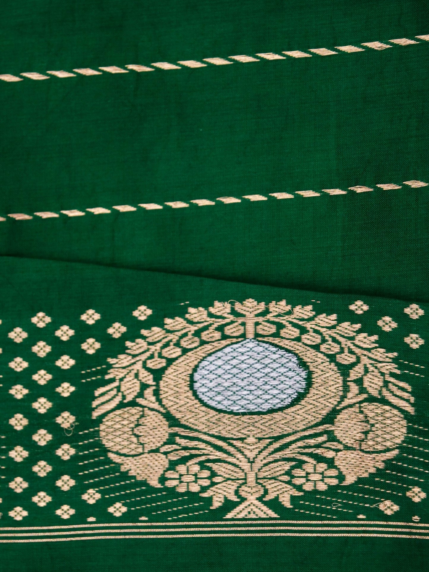 Pure Green Banarasi Mango Katan Silk Saree with Kadhwa Buti