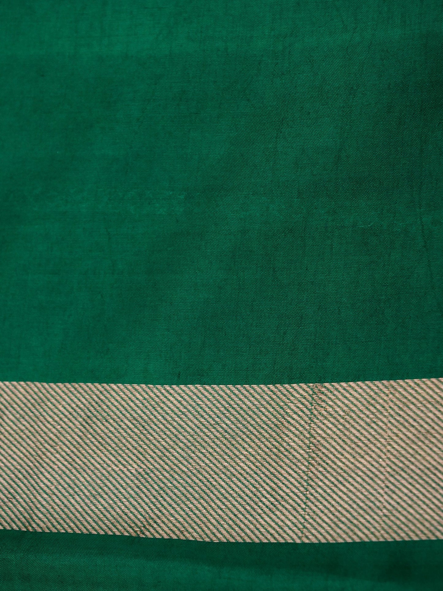 Pure Green Banarasi Mango Katan Silk Saree with Kadhwa Buti
