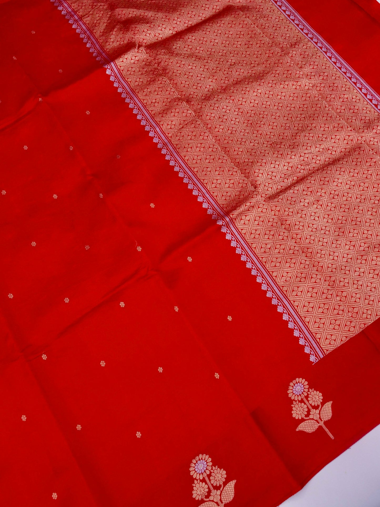 Pure Red Banarasi Mango Katan Silk Saree With Kadhwa Buti Work