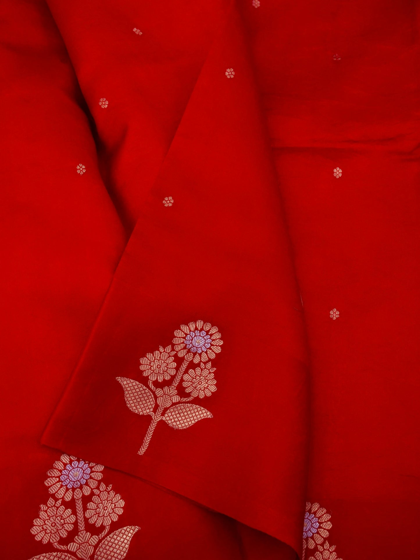 Pure Red Banarasi Mango Katan Silk Saree With Kadhwa Buti Work