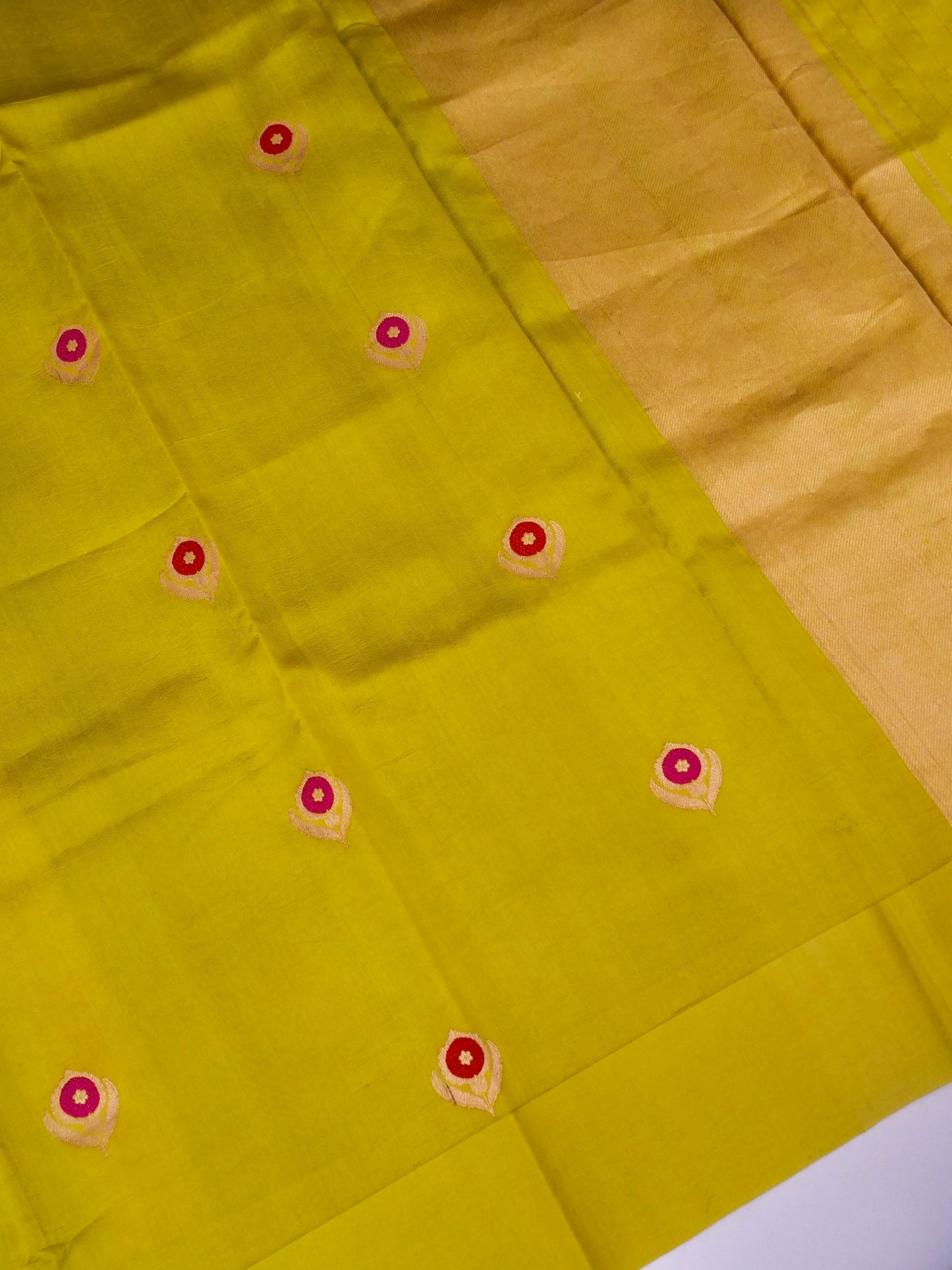 Pure Yellow Banarasi Mango Katan Silk Saree with Kadhwa Buti