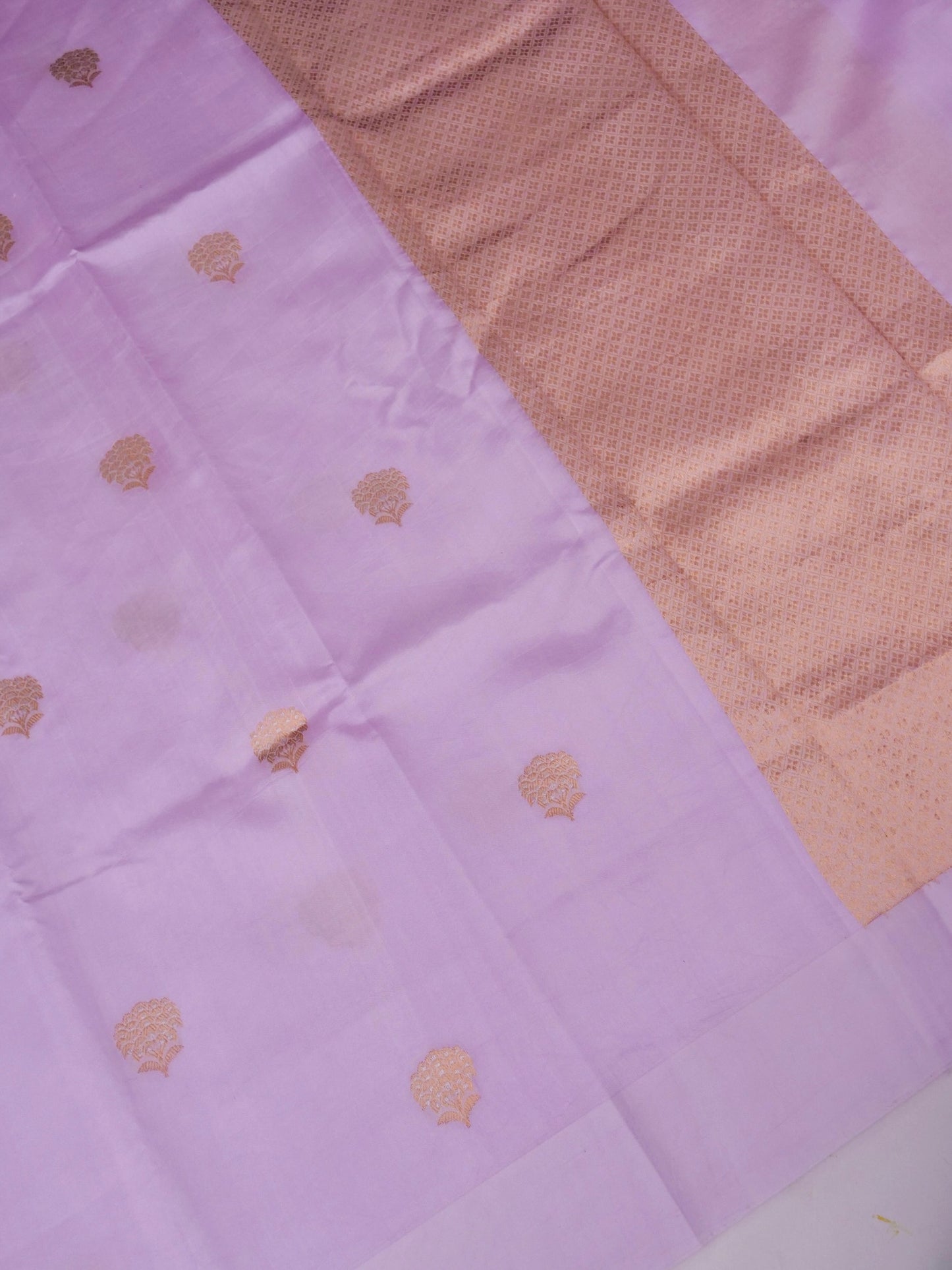 Pure Mango Katan Silk Banarasi Saree in Kadhwa Buti Work