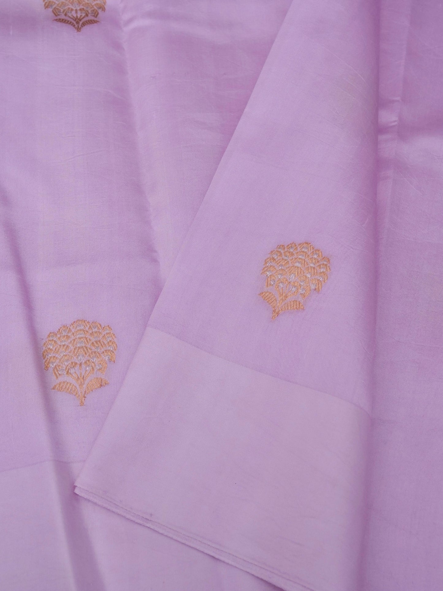 Pure Mango Katan Silk Banarasi Saree in Kadhwa Buti Work