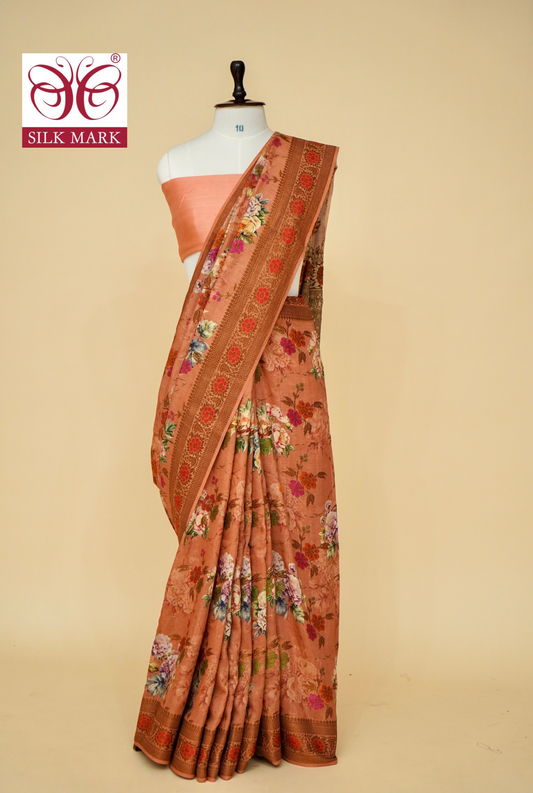 Pure Munga Silk Saree with Exclusive Print on Tilfi Weaving Jaal in Antique Zari