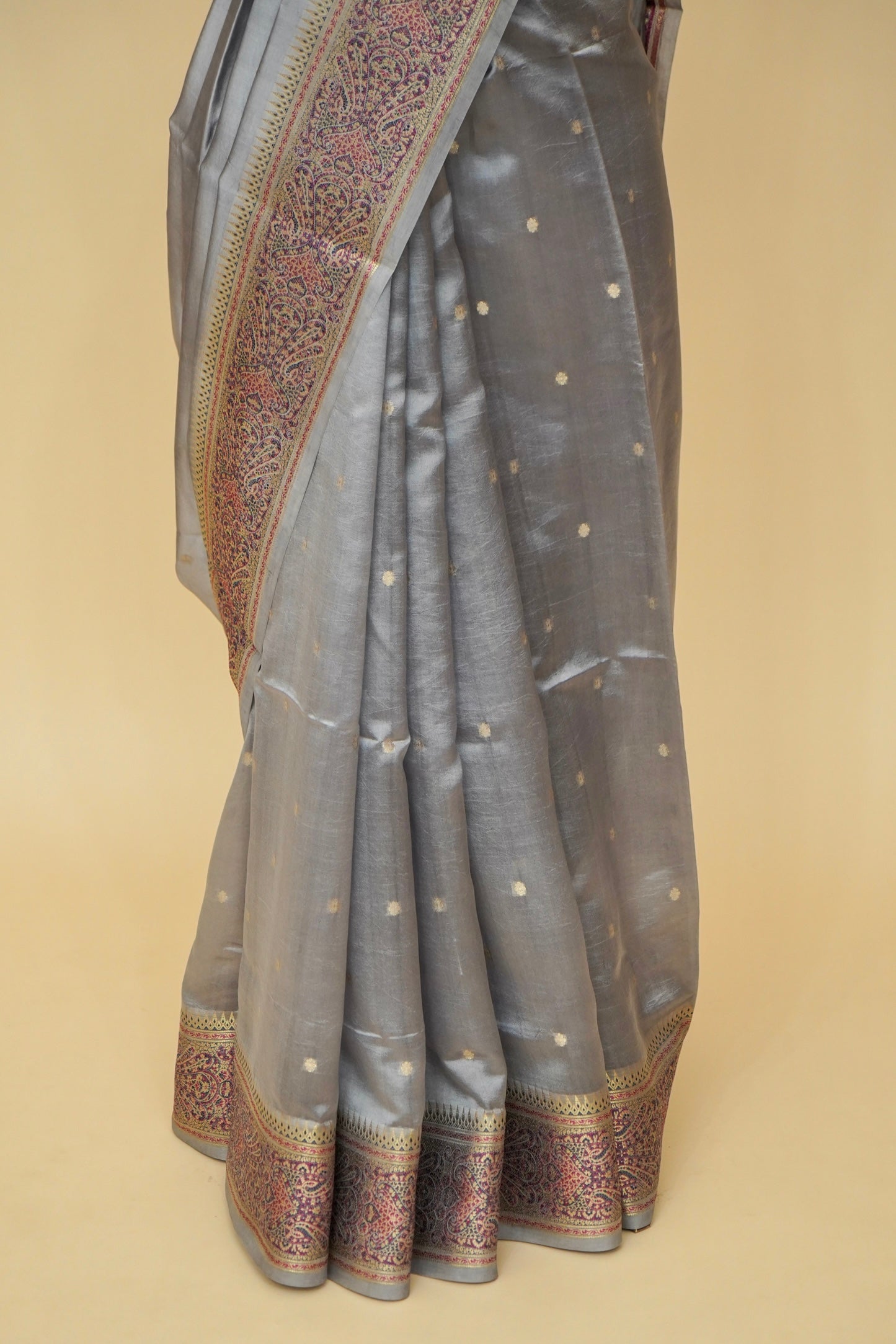 Lightweight Pure Mango Katan Silk Saree in Grey with Jamawar Pallu and Border