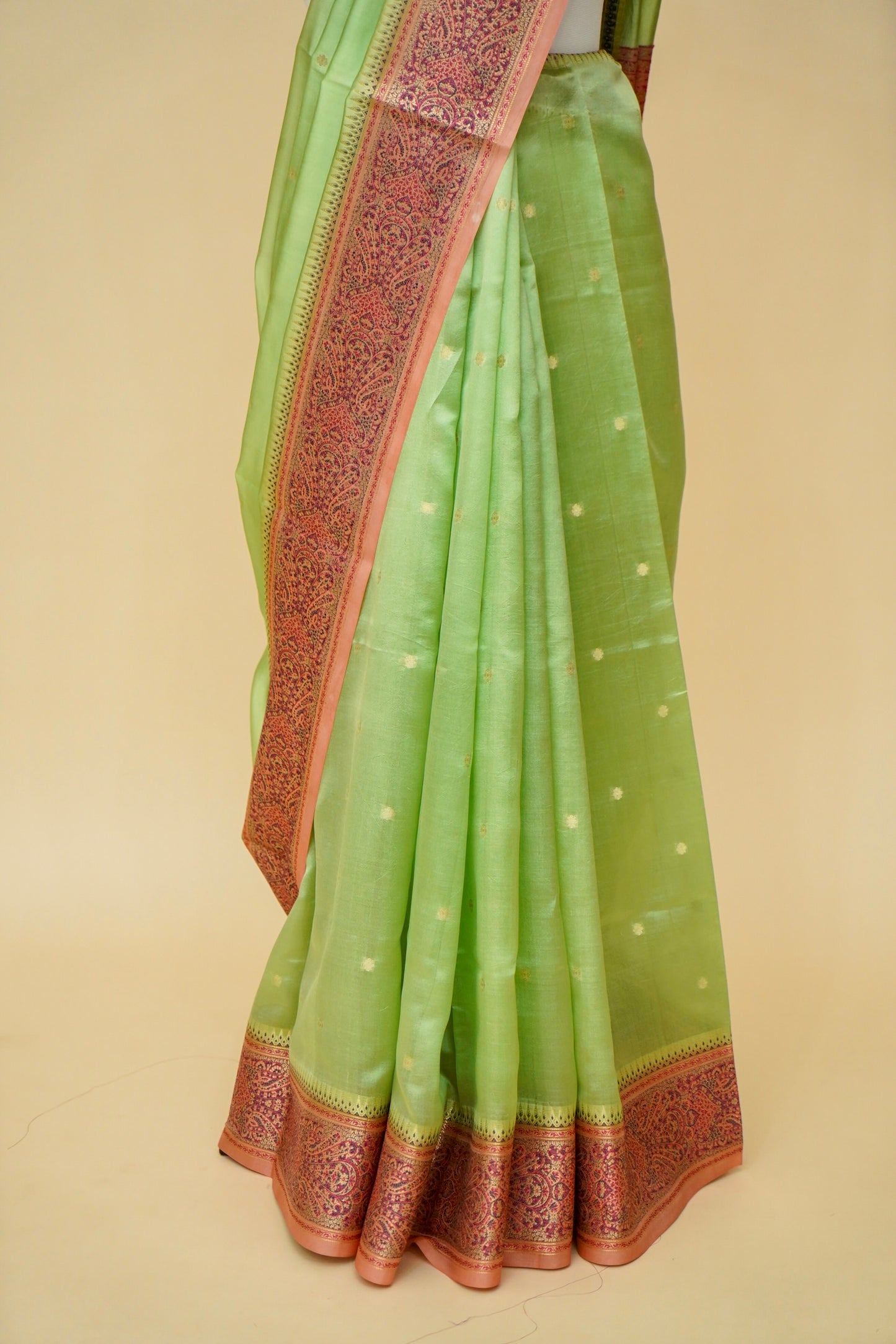 Lightweight Pure Mango Katan Silk Saree with Jamawar Pallu and Border